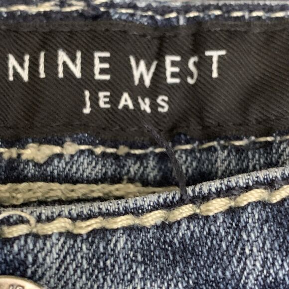 Nine West Date Night Fit Jeans Womens 30 / 10 Boot Cut - Picture 8 of 9